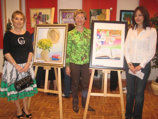 Una nueva edición del concurso de Flores y Libros reúne los trabajos de 8 centros de la Mujer de Murcia - 1, Foto 1