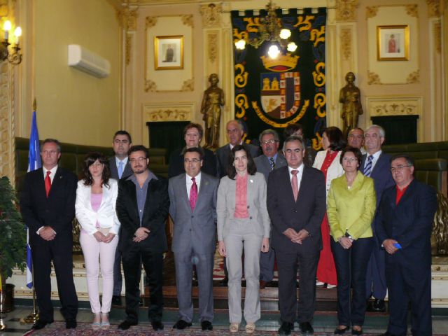 La ministra de Cultura inaugura el Centro Socio Cultural Roque Baños - 2, Foto 2
