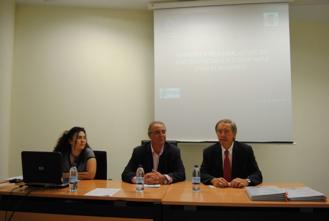 Se celebra en Murcia el VI Curso de Protección Civil sobre emergencias en edificios e instalaciones - 1, Foto 1