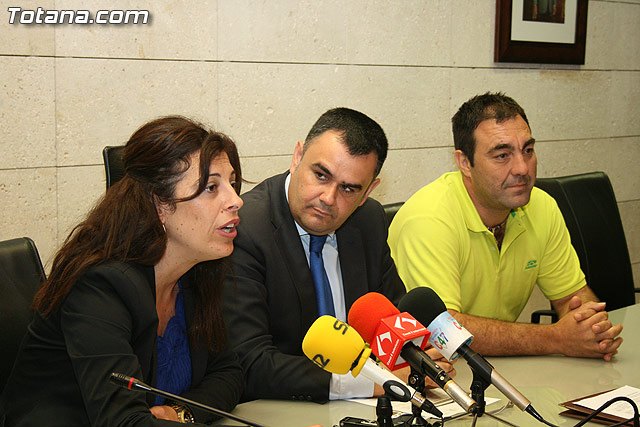 Las obras de construcción del edificio municipal para la escuela de verano y reforma de los aseos del C.P. Tierno Galván” cuentan con un importe superior a los 700.000 euros, Foto 2