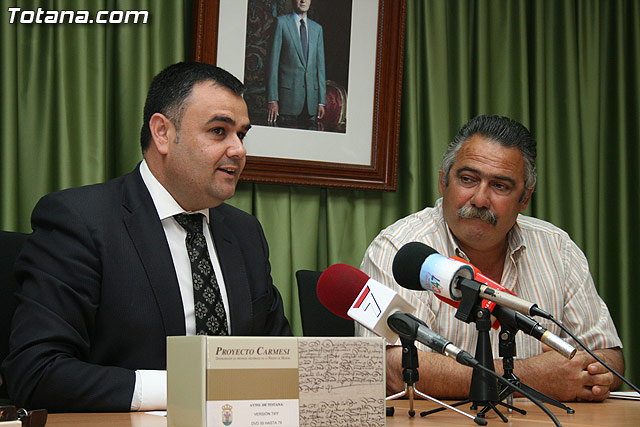 El alcalde de Totana hace entrega al ayuntamiento de Aledo 123 archivos digitales - 13