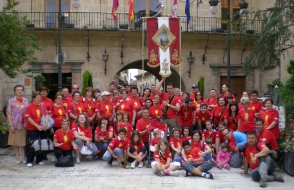 About a hundred pilgrims win the II Jubilee Pilgrimage to Caravaca de la Cruz, Foto 1