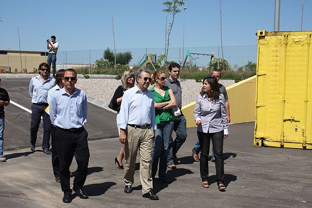 Cerdá entrega al Ayuntamiento de Fuente Álamo un ecoparque para la recogida de residuos especiales y valorizables - 1, Foto 1