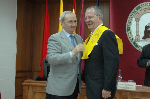 Los alumnos de Terapia Ocupacional y Fisioterapia de la UCAM reciben sus becas - 2, Foto 2
