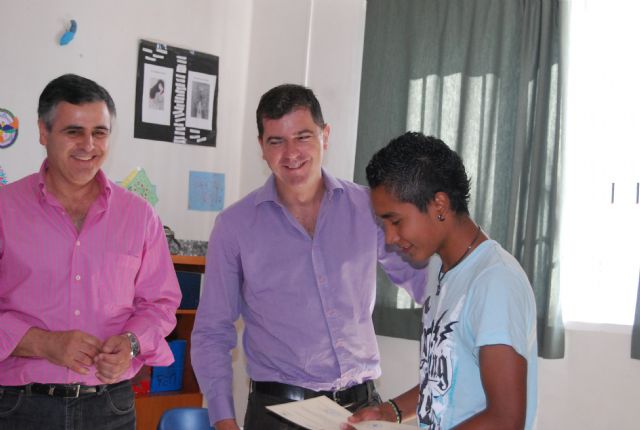 El Aula Ocupacional de Promoción Educativa se clausura por tercer año consecutivo, con la entrega de diplomas, Foto 3