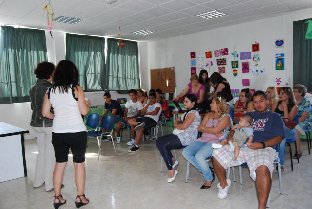 El Aula Ocupacional de Promoción Educativa se clausura por tercer año consecutivo, con la entrega de diplomas, Foto 4