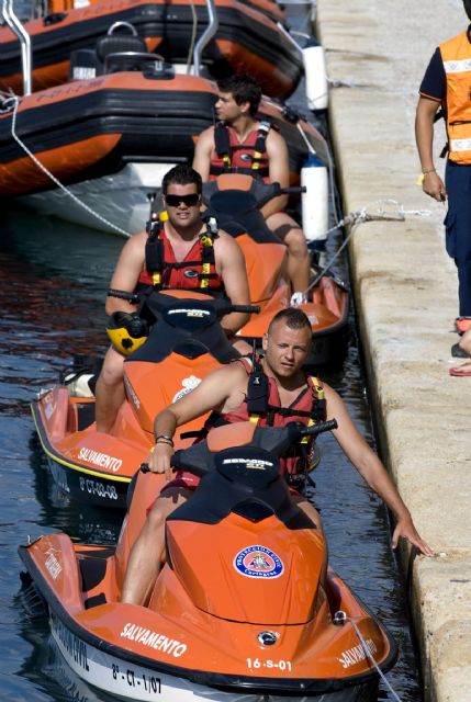Más socorristas, en más puestos, durante más horas, configuran un dispositivo de salvamento en playas de bandera - 2, Foto 2