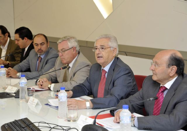 Un estudiante de Ingeniería Química obtiene el premio Vigaceros por su proyecto fin de carrera - 2, Foto 2