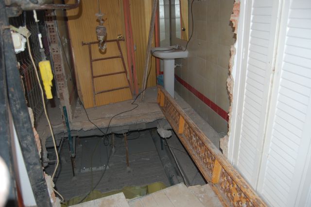 Un ascensor mejorará el acceso de los discapacitados a la Biblioteca - 2, Foto 2