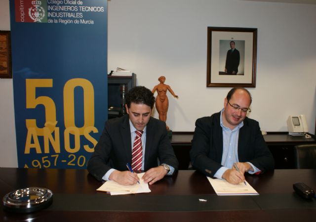 El Ayuntamiento y el Colegio de Ingenieros Técnicos Industriales suscriben un convenio para agilizar las licencias de obra y la apertura de nuevas instalaciones industriales en el municipio - 1, Foto 1