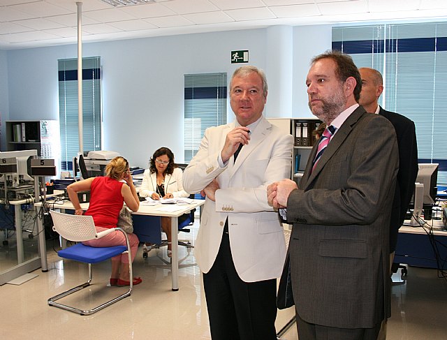 Valcárcel apela al consenso en materia laboral como algo esencial en estos momentos de crisis - 2, Foto 2