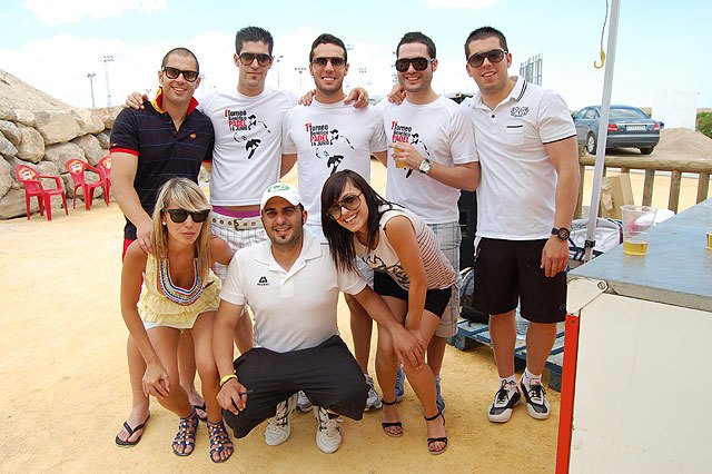 Más de 60 personas han participado en el I Torneo de Pádel que ha sido organizado por NNGG de Totana para recaudar fondos, Foto 2