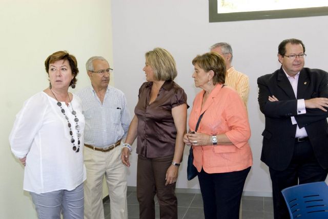 La alcaldesa inaugura el nuevo local social de Los Popos - 3, Foto 3