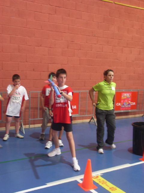 Un total de diez alumnos de los colegios La Milagrosa y Reina Sofía participan en la final regional benjamín de Jugando al atletismo, Foto 3
