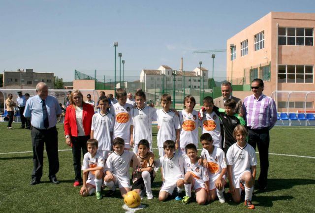 Inaugurada la primera pista de fútbol 7 del municipio junto al complejo deportivo El Salvador - 1, Foto 1