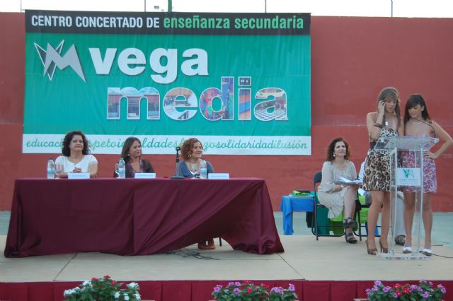 150 alumnos del CES Vega Media de Alguazas se gradúan - 1, Foto 1