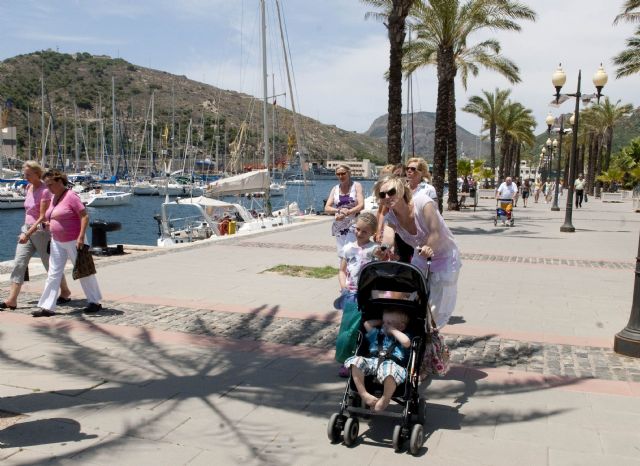 Cartagena recibe al buque Aidavita con 2.030 turistas - 1, Foto 1