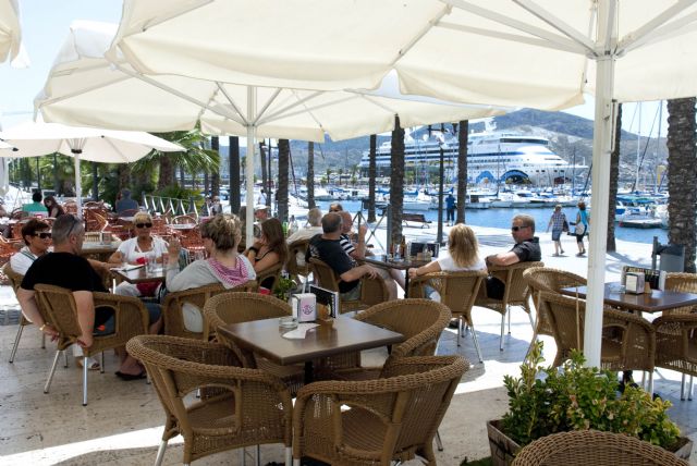 Cartagena recibe al buque Aidavita con 2.030 turistas - 2, Foto 2