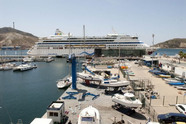 Cartagena recibe al buque Aidavita con 2.030 turistas - 3, Foto 3