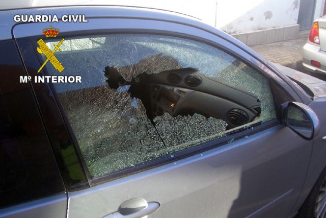 La Guardia Civil detiene a una persona dedicada a cometer robos en vehículos - 2, Foto 2