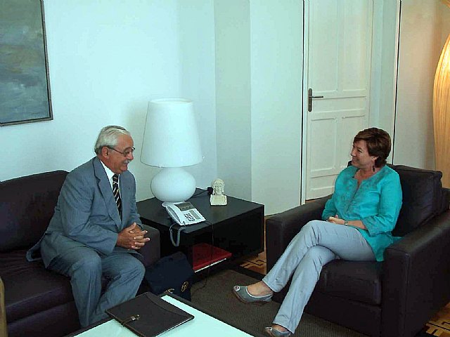 Comunicado de ADACCE sobre la reunión mantenida el día 18 de junio de 2010 con la Exma.Señora Alcaldesa de Cartagena - 2, Foto 2