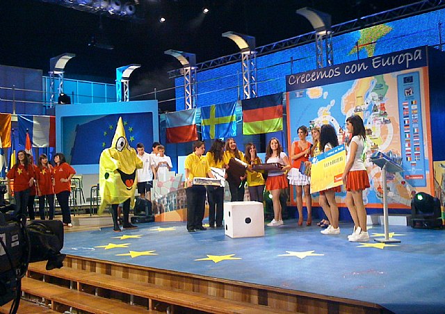 Cuatro alumnos del colegio San Buenaventura Capuchinos de Murcia ganan la final de la quinta edición del concurso ´Crecemos con Europa´ - 1, Foto 1