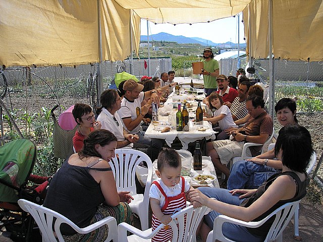 Éxito de la Jornada dedicada al Huerto Familiar Ecológico del Junio Verde 2010 - 1, Foto 1