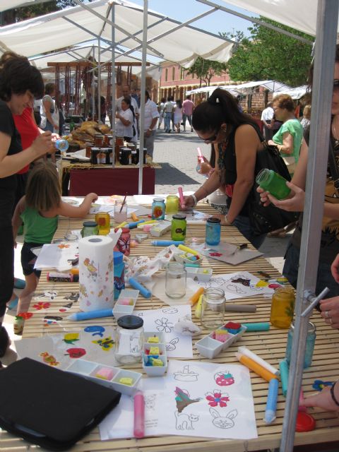 Éxito de participación en el el Mercadillo Artesano de La Santa, Foto 3