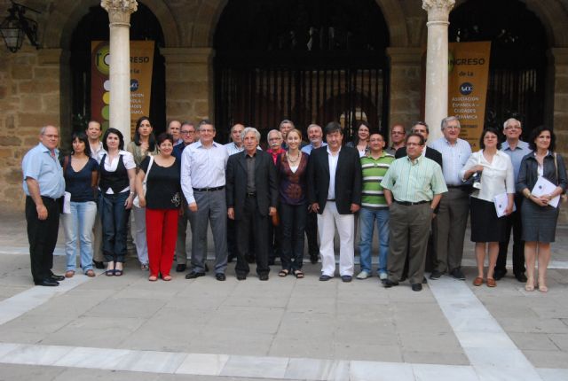 Totana participa en el primer congreso de la Asociación de las Ciudades de la Cerámica inspirado en el turismo, Foto 1