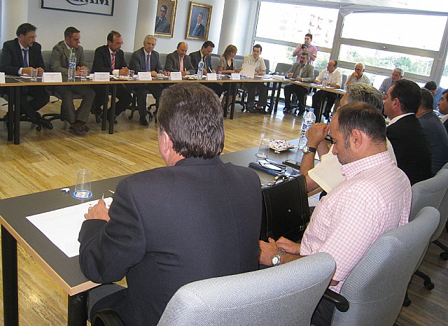 La AEI de Maquinaria Agroalimentaria impulsa la cooperación empresarial y la internacionalización integral en el ámbito de la industria alimentaria - 1, Foto 1