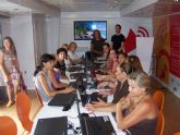 Ya está en Águilas el Aula Móvil de «Internet y Nuevas Tecnologías» dirigido a mujeres