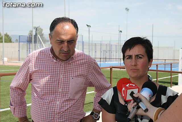 Los vecinos de El Paretn-Cantareros disfrutarn en breve de dos pistas deportivas, una de tenis y otra de pdel - 21