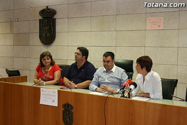 Ms de 70 mujeres reciben sus diplomas por particpar en los cursos y talleres formativos - 3