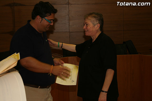 Ms de 70 mujeres reciben sus diplomas por particpar en los cursos y talleres formativos - 16