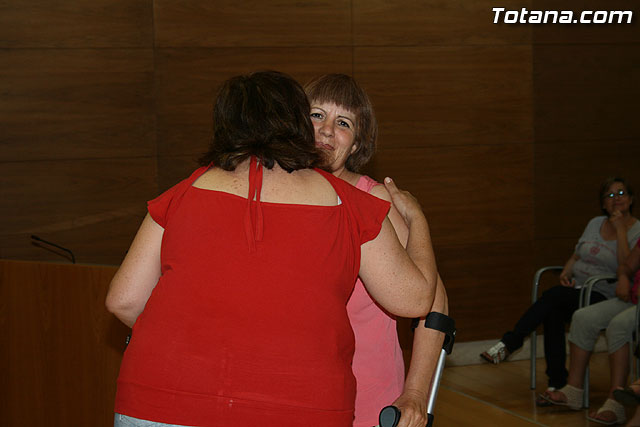 Ms de 70 mujeres reciben sus diplomas por particpar en los cursos y talleres formativos - 18