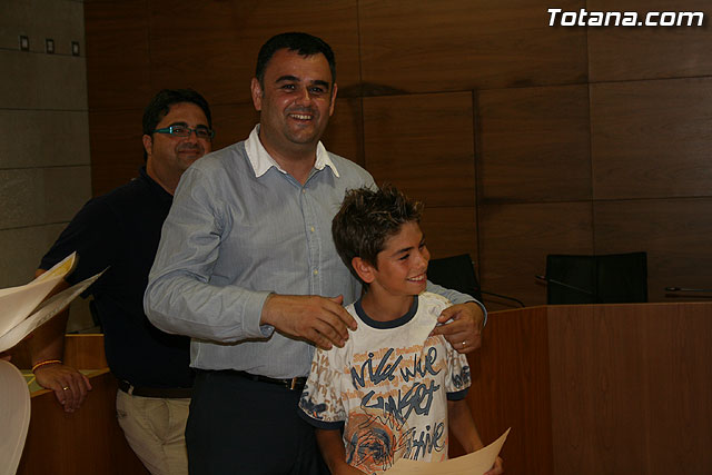 Ms de 70 mujeres reciben sus diplomas por particpar en los cursos y talleres formativos - 19