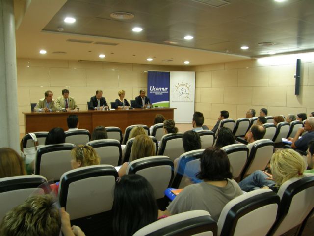 El Alcalde de Lorca destaca la formación y el autoempleo como alternativas para la creación de puestos de trabajo - 1, Foto 1