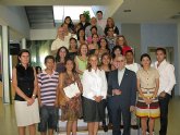Turismo y la Fundación FADE celebran la clausura de sus cursos de hostelería para inmigrantes