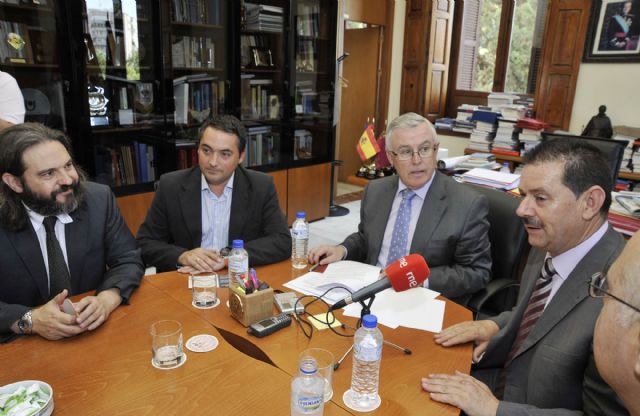 136 obras optan al Premio de Pintura de la Universidad de Murcia, dotado con 8.000 euros - 3, Foto 3