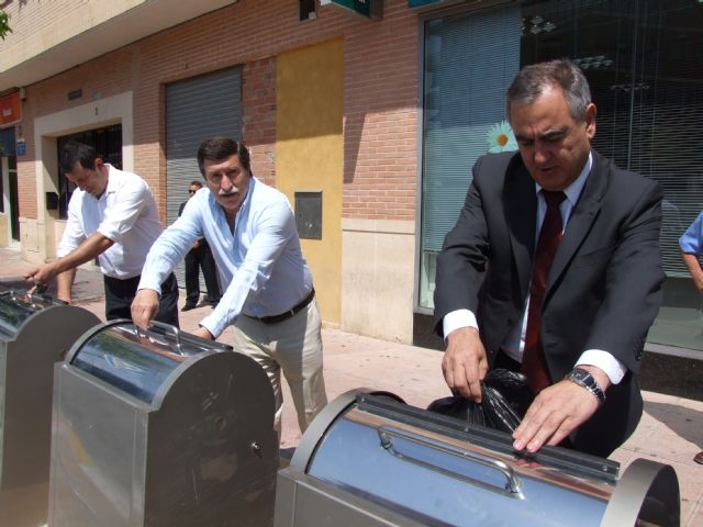 Inauguran 39 contenedores soterrados en Blanca - 1, Foto 1