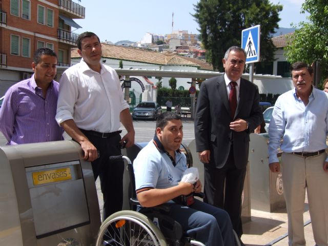 Inauguran 39 contenedores soterrados en Blanca - 2, Foto 2