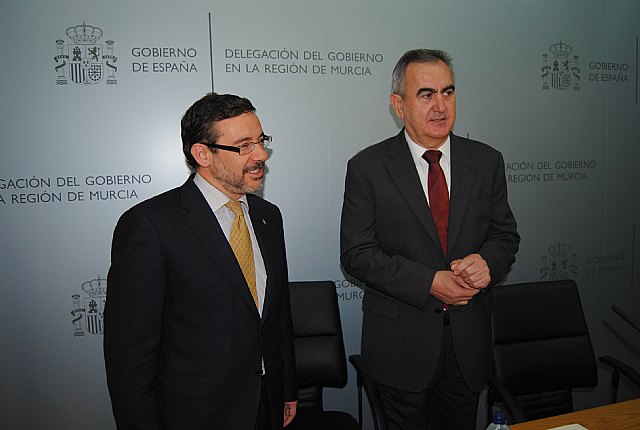 500 agentes de la Guardia Civil y las Policías Locales vigilarán las vías urbanas e interurbanas este verano - 1, Foto 1