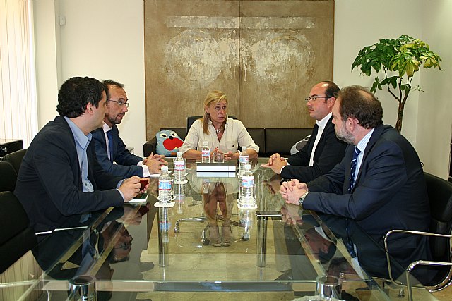 Comunidad y Ayuntamiento impulsan la puesta en marcha de la futura Escuela de Hostelería de Puerto Lumbreras - 1, Foto 1
