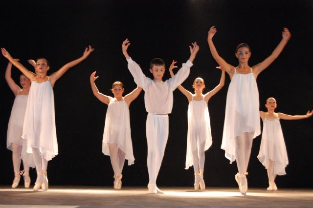 La peña Badana torreña celebra su Semana Cultural a ritmo de musical - 4, Foto 4