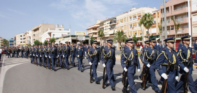 Puerto Lumbreras congrega a 4.000 personas en la Jura de Bandera Civil de la Academia general del Aire de San Javier - 9