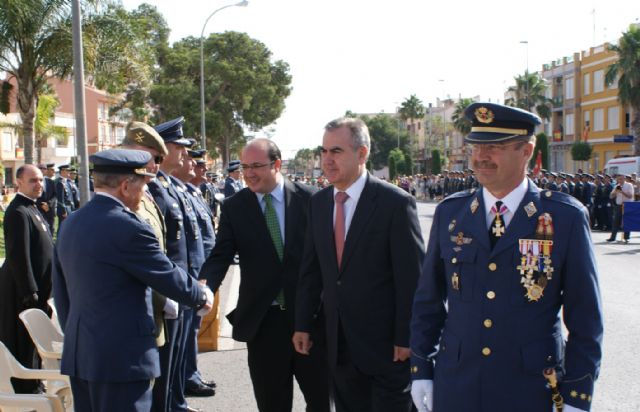 Puerto Lumbreras congrega a 4.000 personas en la Jura de Bandera Civil de la Academia general del Aire de San Javier - 13