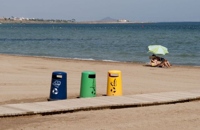 Playa Honda luce una bandera azul y otra de Q de calidad - 5, Foto 5