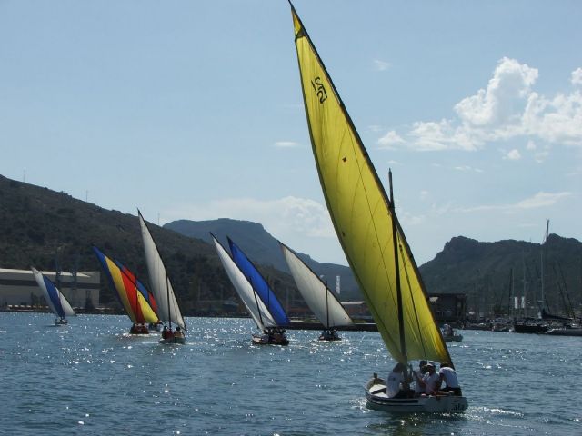 Flecha se alza con el Memorial Alberto Martínez de Vela Latina - 4, Foto 4