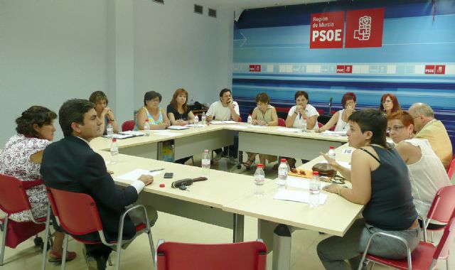 Se constituye la Plataforma de Acción por el Derecho de las Murcianas a Decidir para que Valcárcel cumpla la Ley - 1, Foto 1