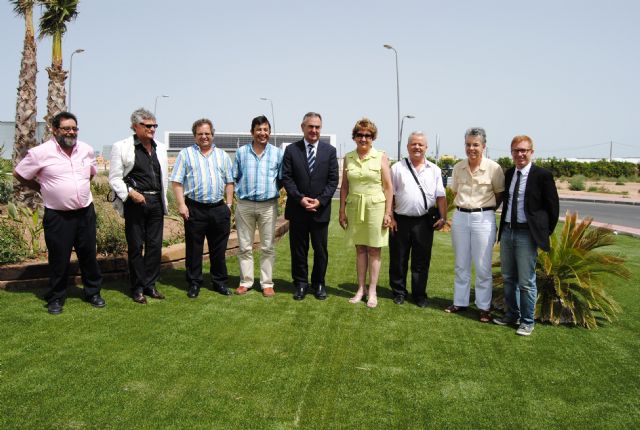 El delegado del Gobierno y la alcaldesa de San Javier inauguran los nuevos accesos al Hospital del Mar Menor - 1, Foto 1